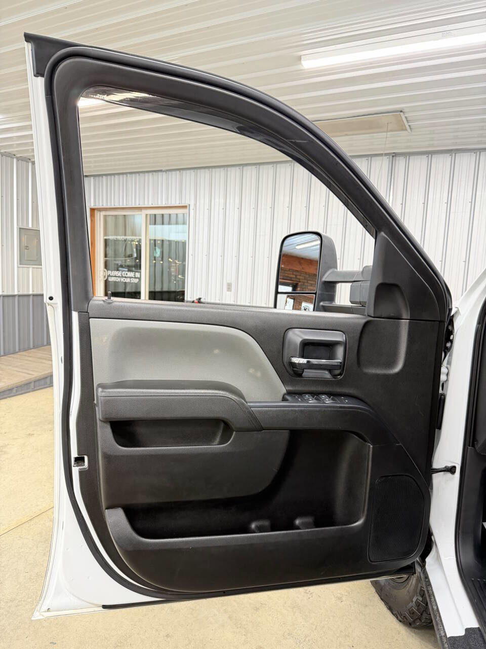 Used 2018 Chevrolet Silverado 3500 W/T image 38