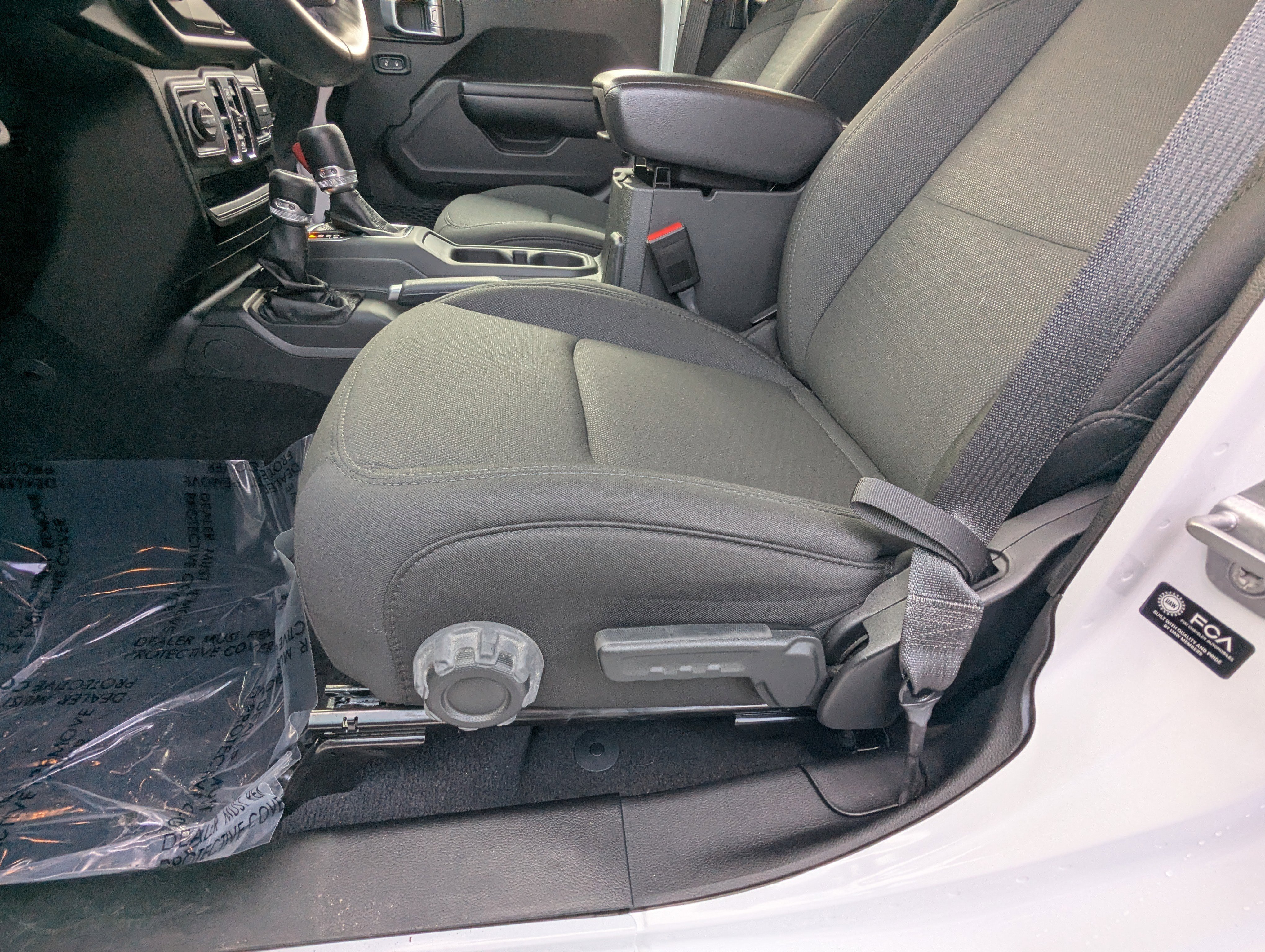 Used 2021 Jeep Gladiator Willys image 15