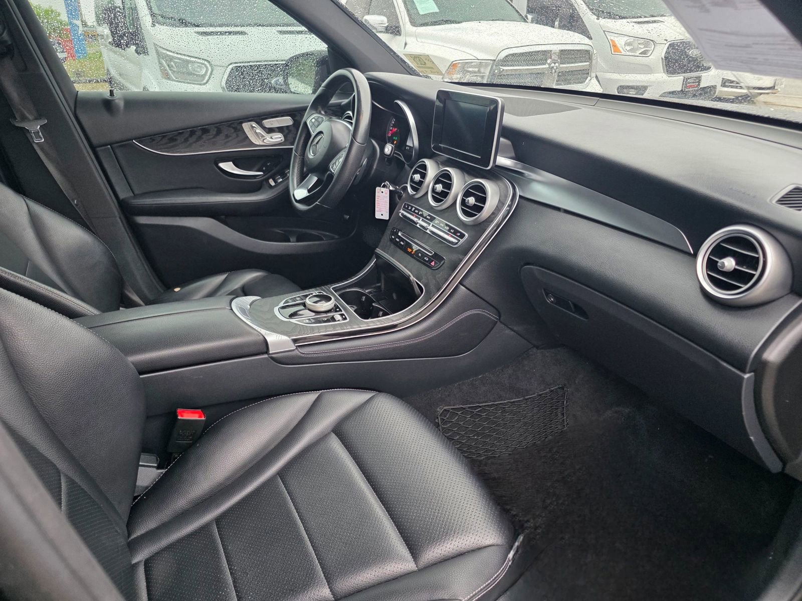 Used 2018 Mercedes-Benz GLC 300 image 10