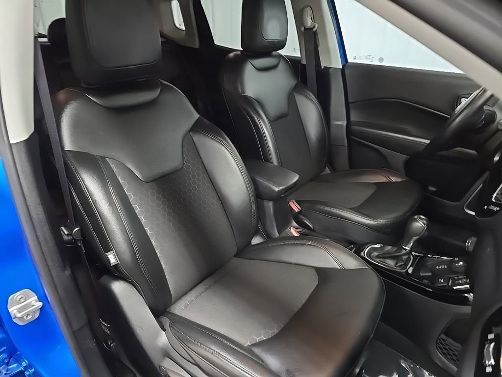 Used 2020 Jeep Compass Latitude image 14