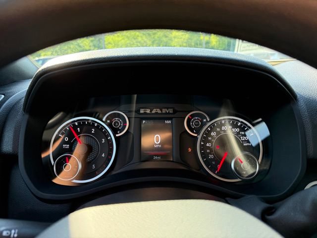 New 2026 RAM 2500 Tradesman AWD/4WD image 16