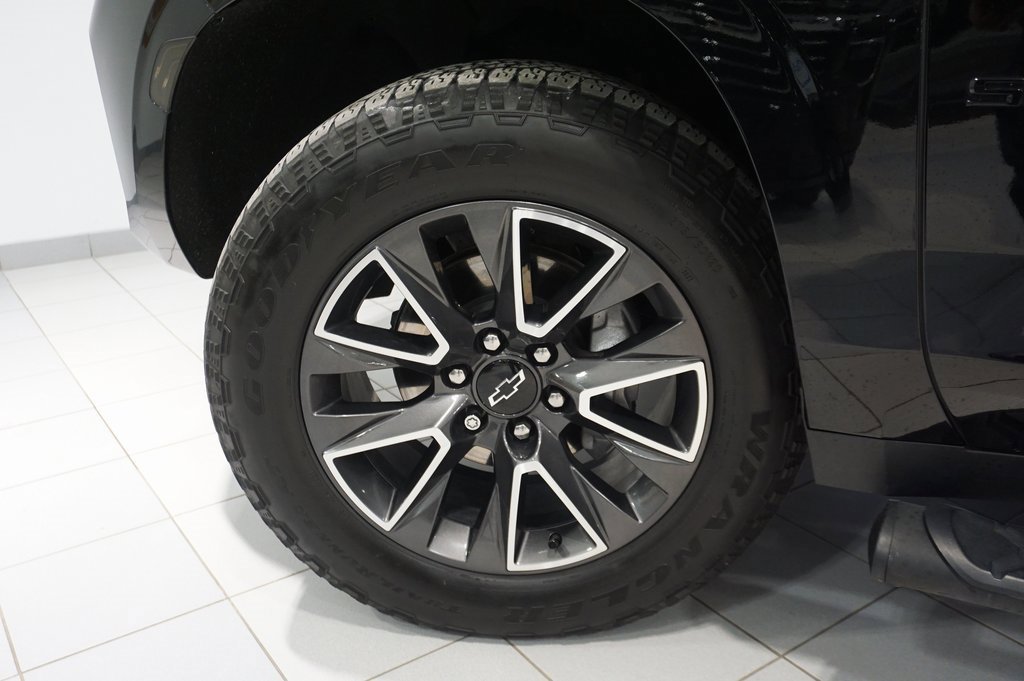 Certified 2021 Chevrolet Suburban Z71 w/ Rear Media and Nav Package image 37