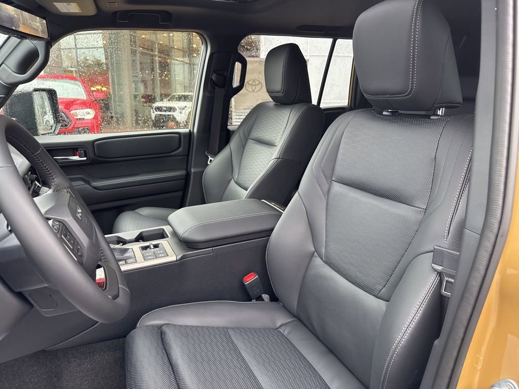 Used 2026 Toyota Land Cruiser w/ Premium Package AWD/4WD image 12