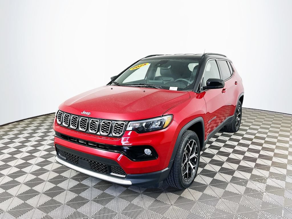 Certified 2025 Jeep Compass Limited AWD/4WD image 5
