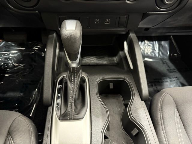 Used 2023 Nissan Frontier SV image 39