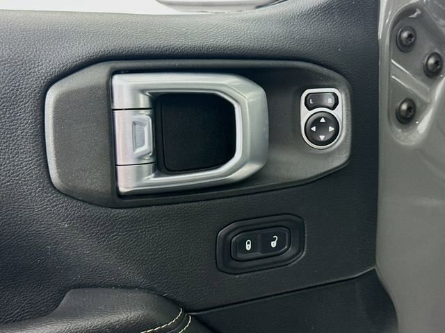 Used 2021 Jeep Wrangler Unlimited Sahara w/ Cold Weather Group image 18