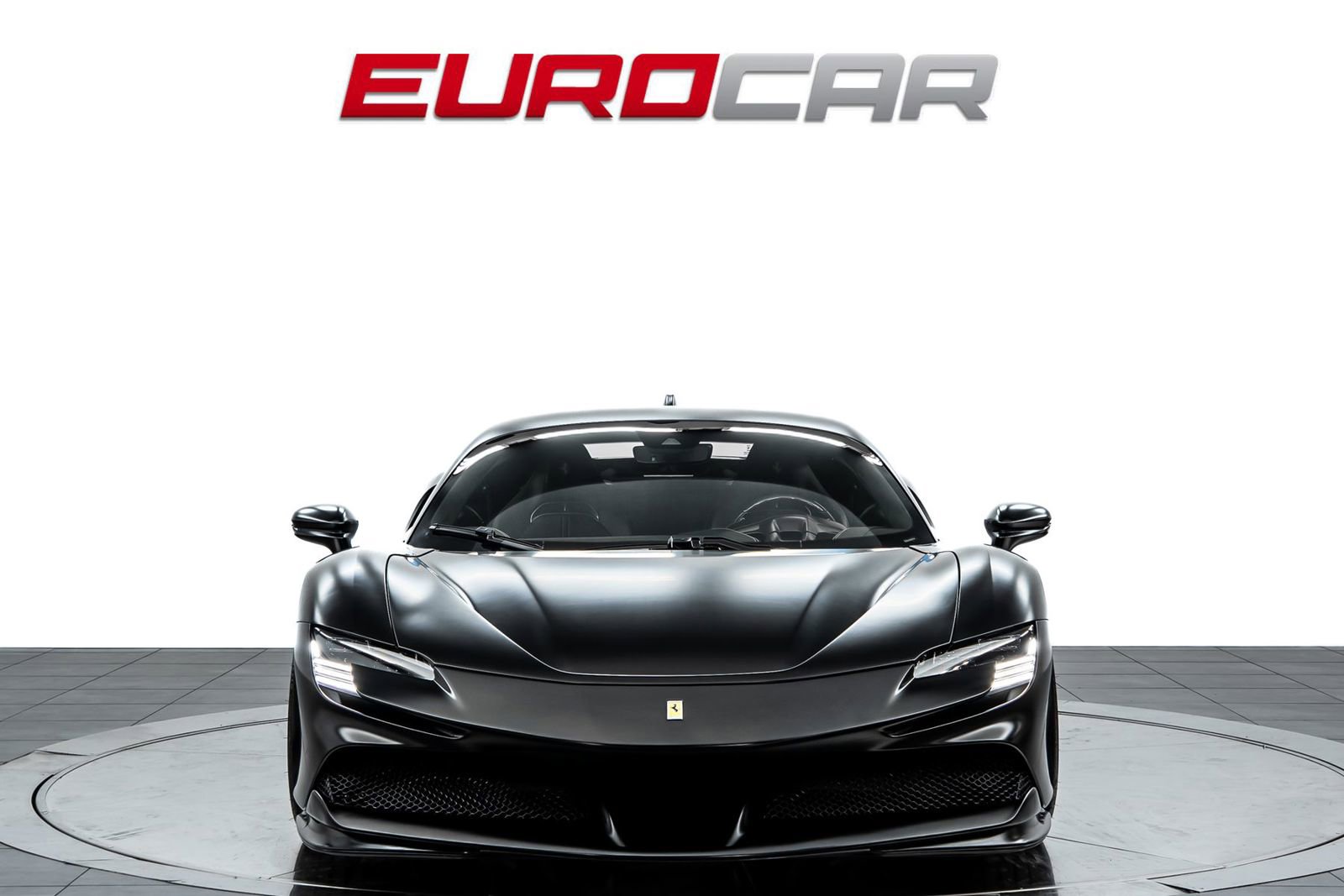 Used 2021 Ferrari SF90 Stradale AWD/4WD image 8