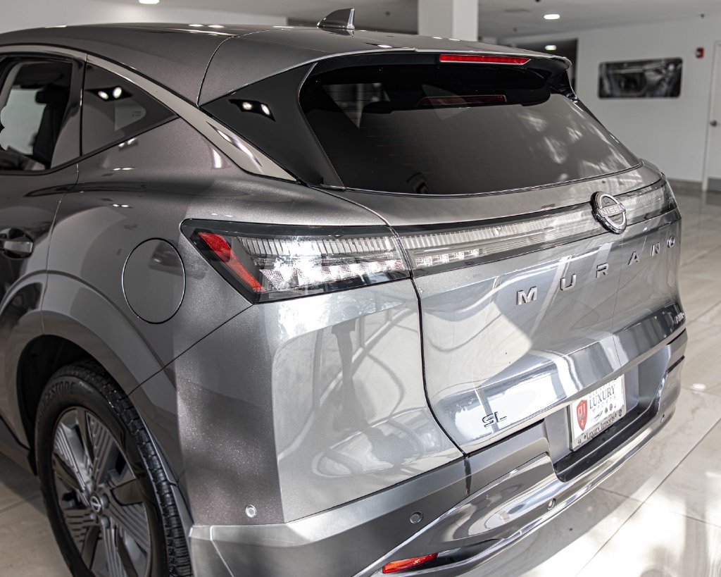 Used 2025 Nissan Murano SL AWD/4WD image 14