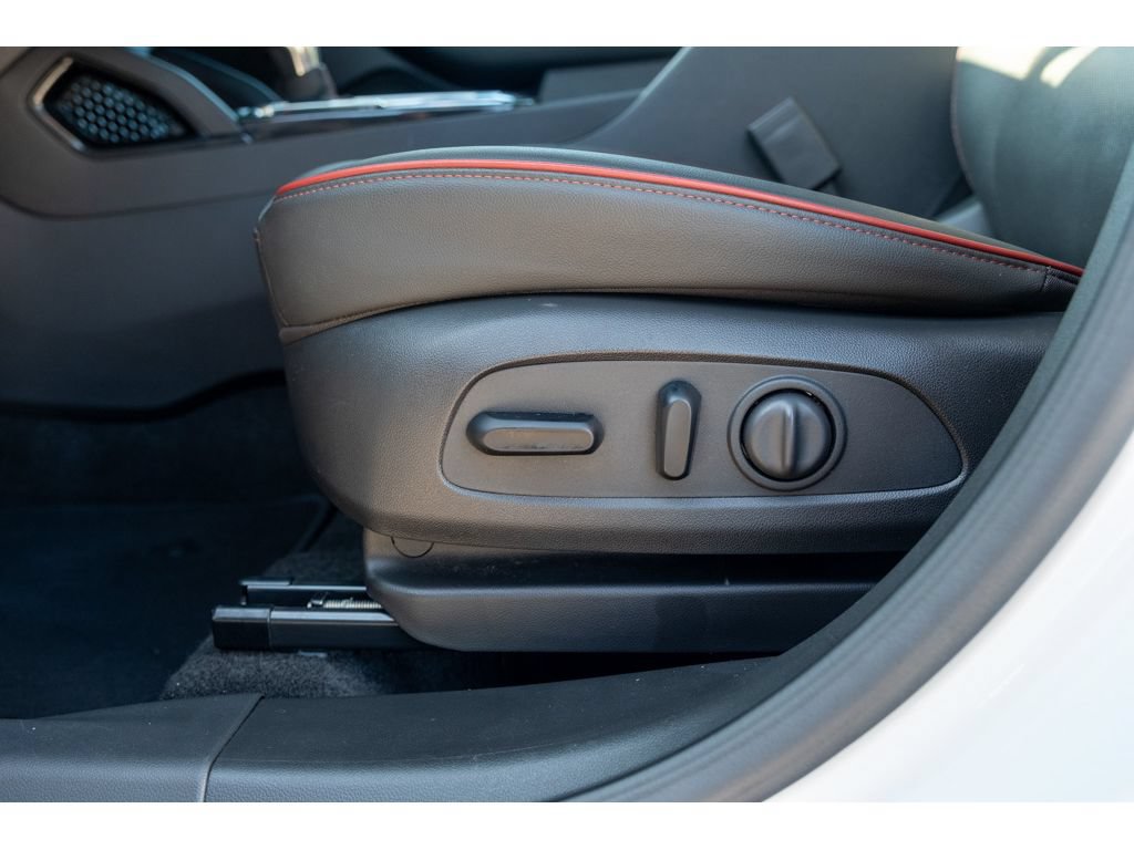Used 2024 Chevrolet TrailBlazer RS w/ Convenience Package FWD image 15