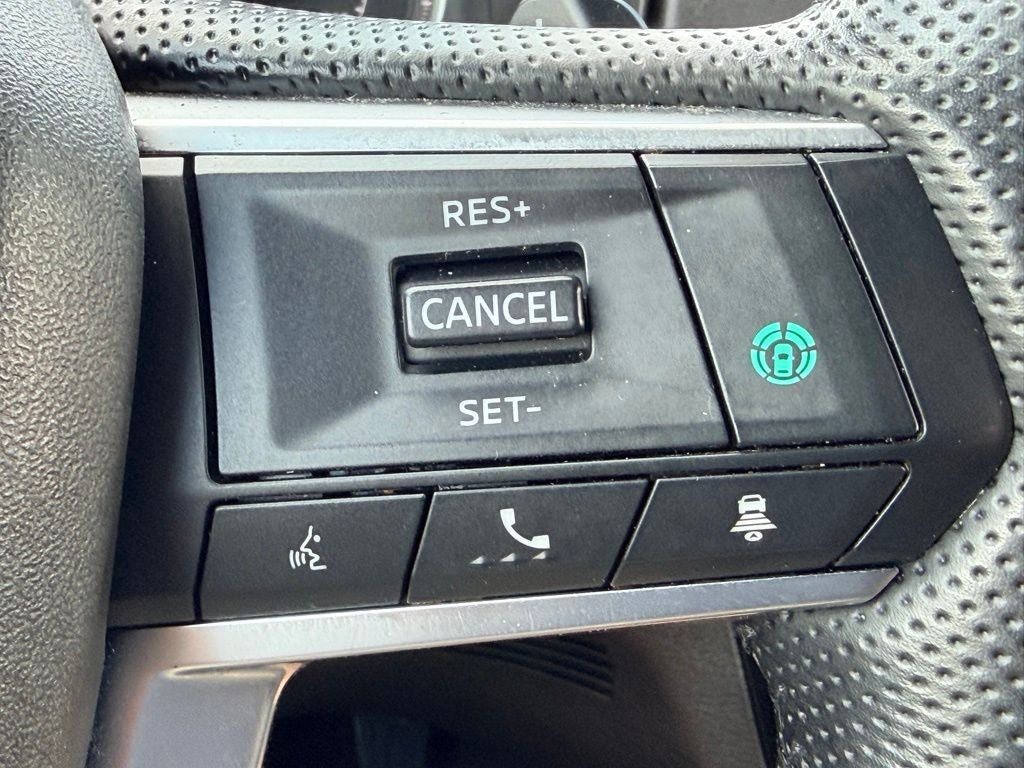 Used 2024 Mitsubishi Outlander SE Black Edition FWD image 25