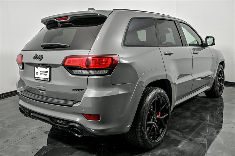 Used 2019 Jeep Grand Cherokee SRT AWD/4WD image 9