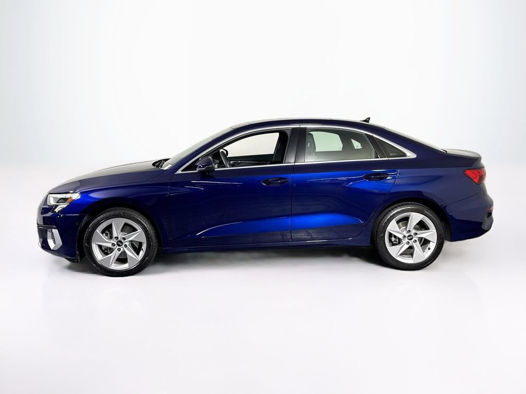 Used 2023 Audi A3 2.0T Premium Plus w/ Premium Plus Package FWD image 2