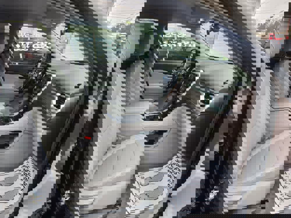 Used 2023 GMC Acadia SLT image 9