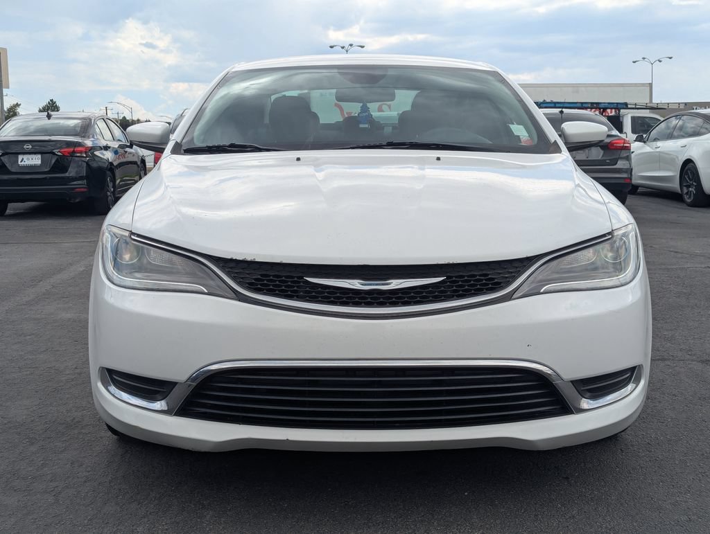 Used 2015 Chrysler 200 Limited w/ Convenience Group FWD image 10