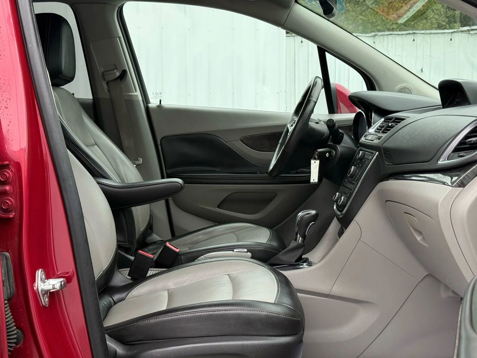 Used 2014 Buick Encore Leather image 17
