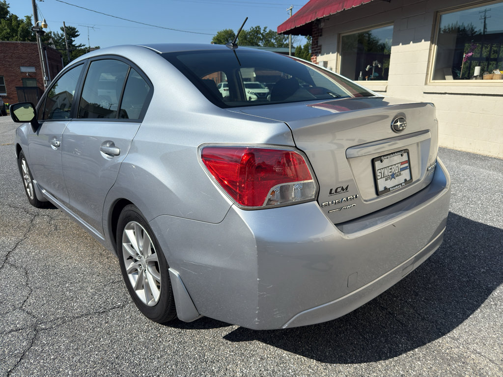 Used 2013 Subaru Impreza 2.0i Premium w/ All-Weather Pkg AWD/4WD image 3