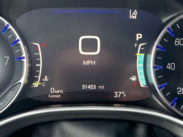 Used 2024 Chrysler Pacifica Touring-L image 17