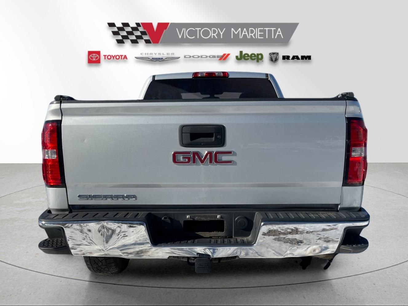 Used 2017 GMC Sierra 1500 4x4 Regular Cab w/ Sierra Convenience Package image 4