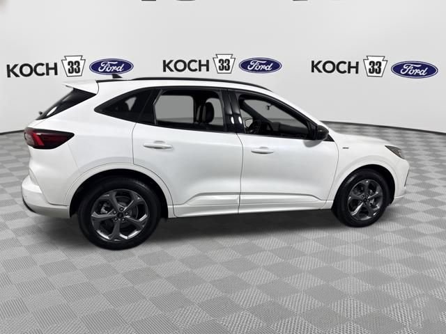 Used 2024 Ford Escape ST-Line w/ Tech Pack #1 image 9
