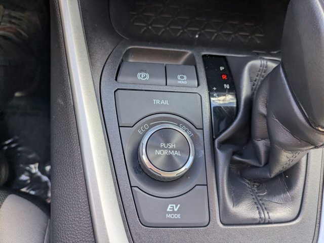 Used 2024 Toyota RAV4 XLE w/ Convenience Package AWD/4WD image 30