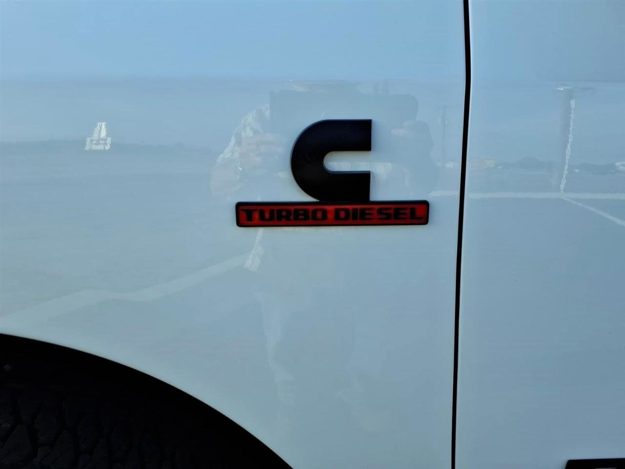 Used 2024 RAM 3500 Big Horn w/ Night Edition AWD/4WD image 7