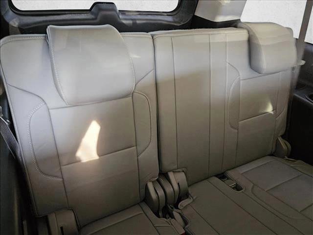 Used 2019 Chevrolet Suburban LT w/ Off-Road Package image 20