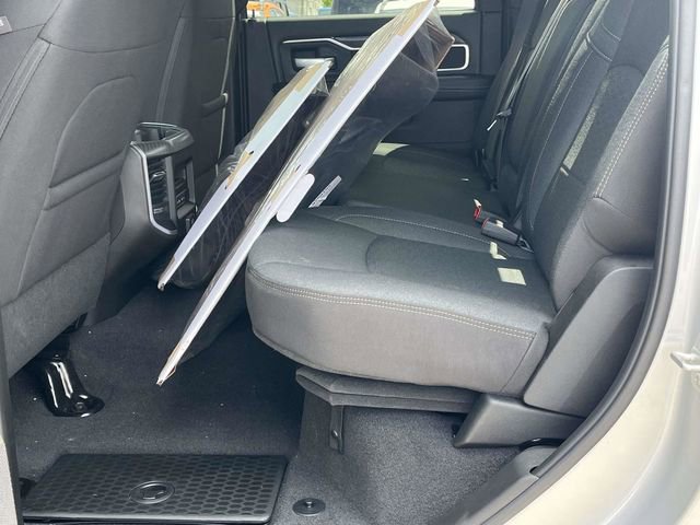 New 2026 RAM 3500 Big Horn AWD/4WD image 12