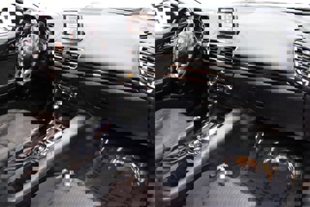 Used 2015 MAZDA MAZDA3 i Touring w/ Technology Package image 25