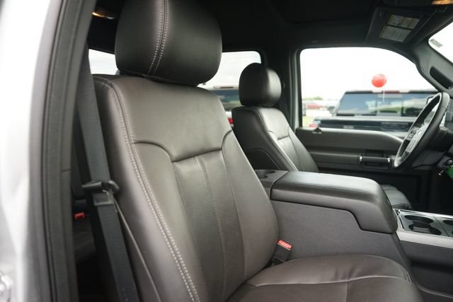 Used 2016 Ford F250 Lariat w/ Lariat Ultimate Package AWD/4WD image 20