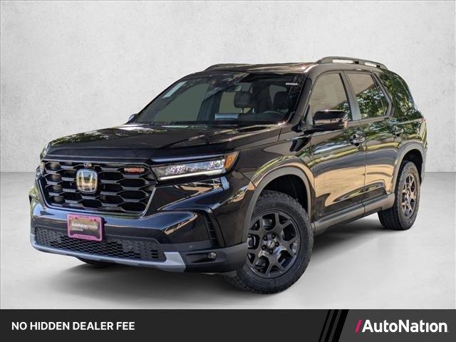 Certified 2025 Honda Pilot TrailSport