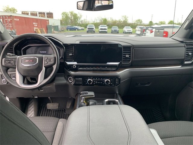 Used 2024 GMC Sierra 1500 Elevation image 19