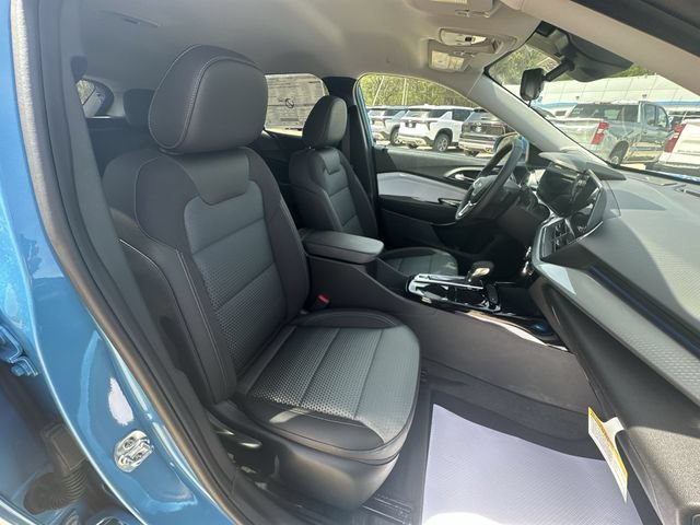 New 2026 Chevrolet Trax LT w/ LT Convenience Package FWD image 28