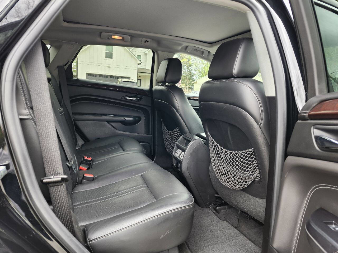 Used 2016 Cadillac SRX Luxury image 7