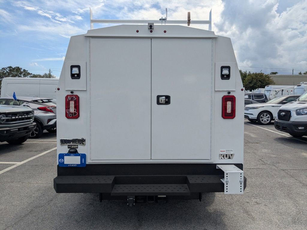 New 2026 Ford E-350 and Econoline 350 Super Duty w/ Power Equipment Group video 5