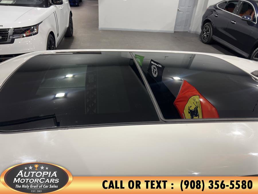 Used 2019 MINI Cooper 2-Door Hardtop w/ Storage Package image 33