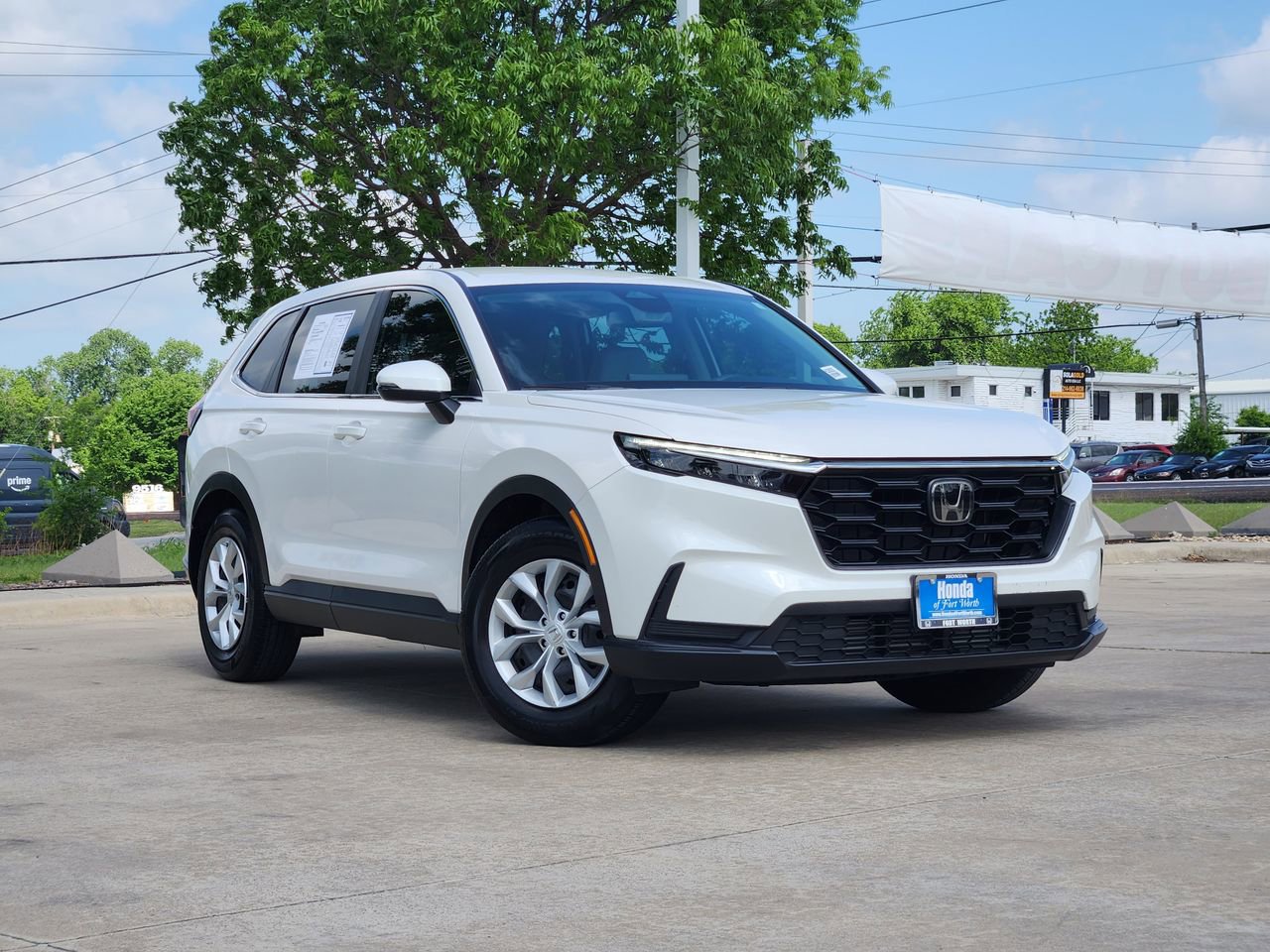 Used 2023 Honda CR-V LX image 1