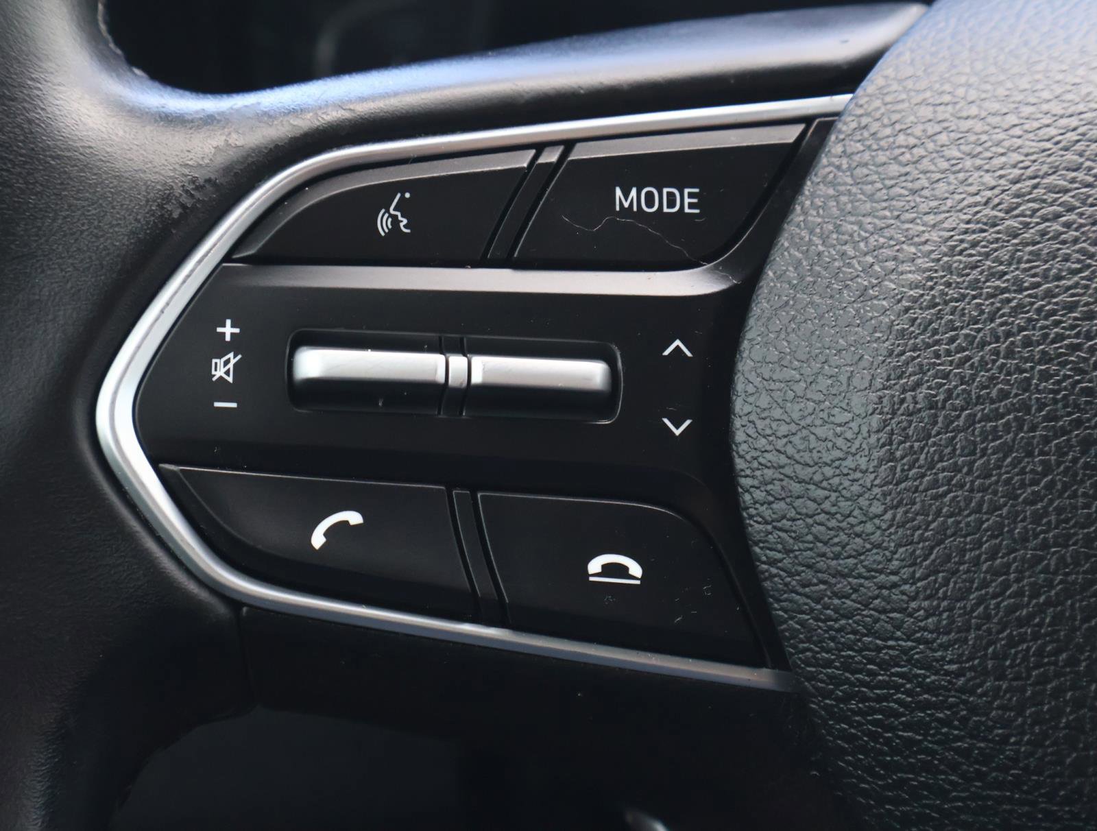 Used 2020 Hyundai Santa Fe SEL w/ Convenience Package FWD image 22