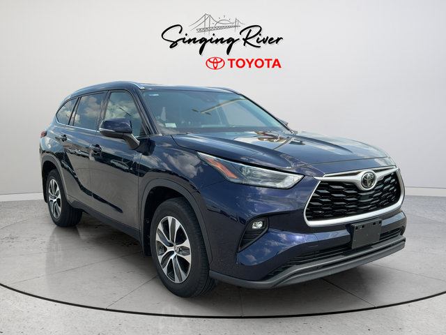 Used 2021 Toyota Highlander XLE