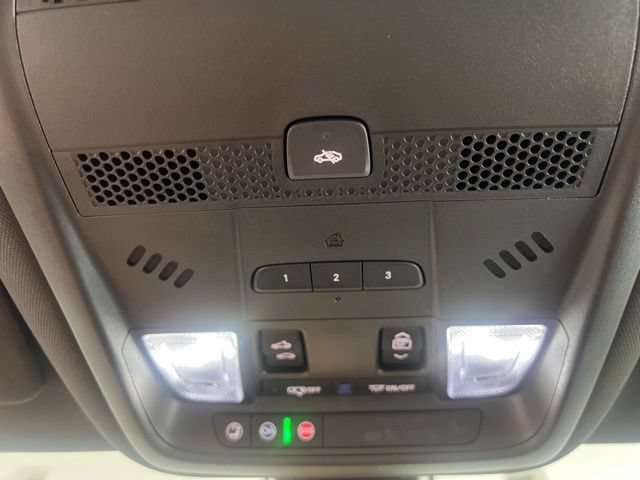 Used 2025 Cadillac XT6 Sport w/ LPO, Floor Liner Package AWD/4WD image 27