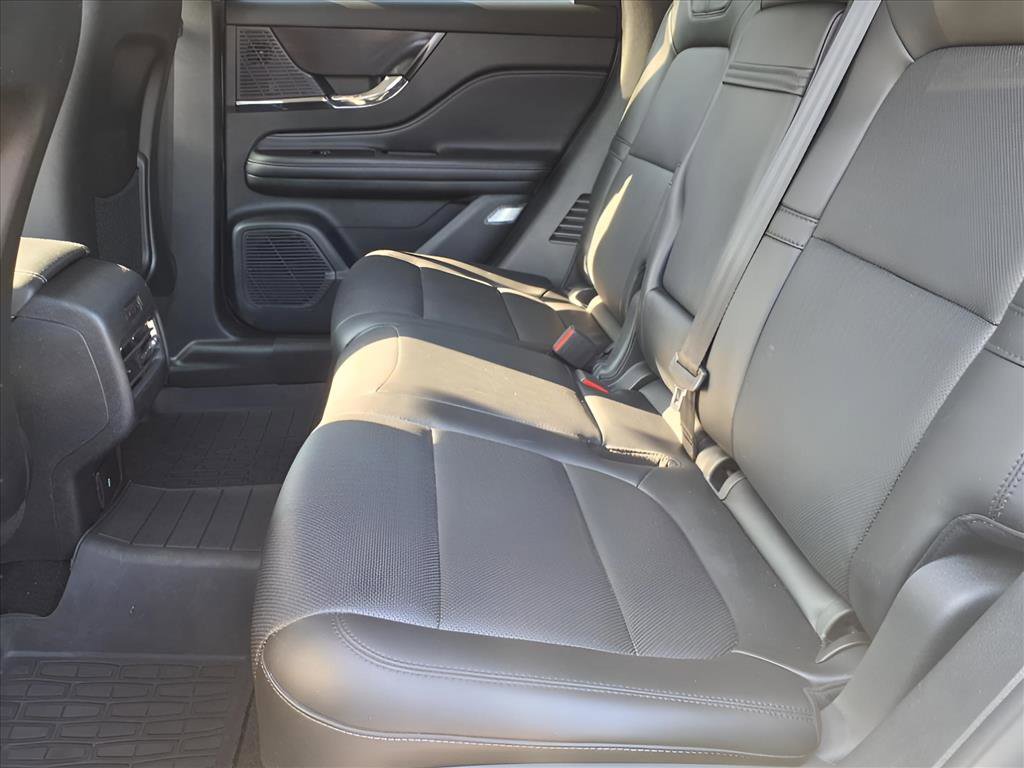 Certified 2022 Lincoln Corsair AWD w/ Equipment Group 101A image 17