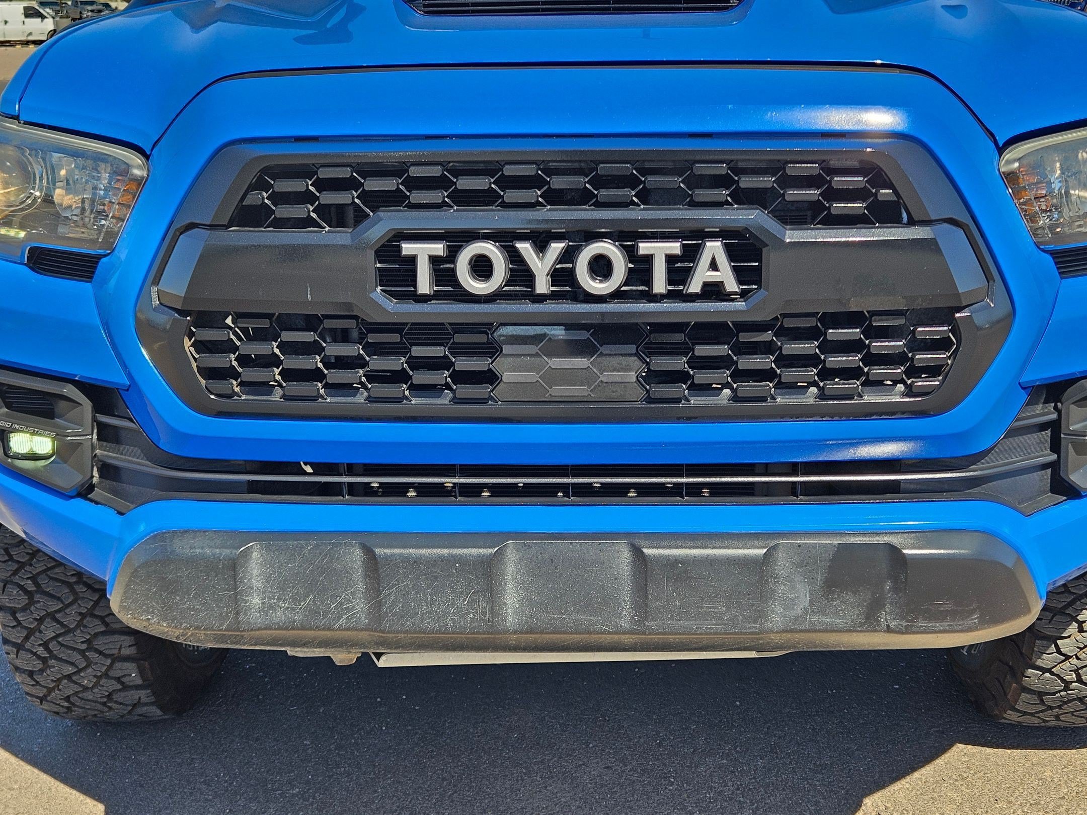 Used 2019 Toyota Tacoma TRD Pro w/ Desert Air Intake Package AWD/4WD image 9