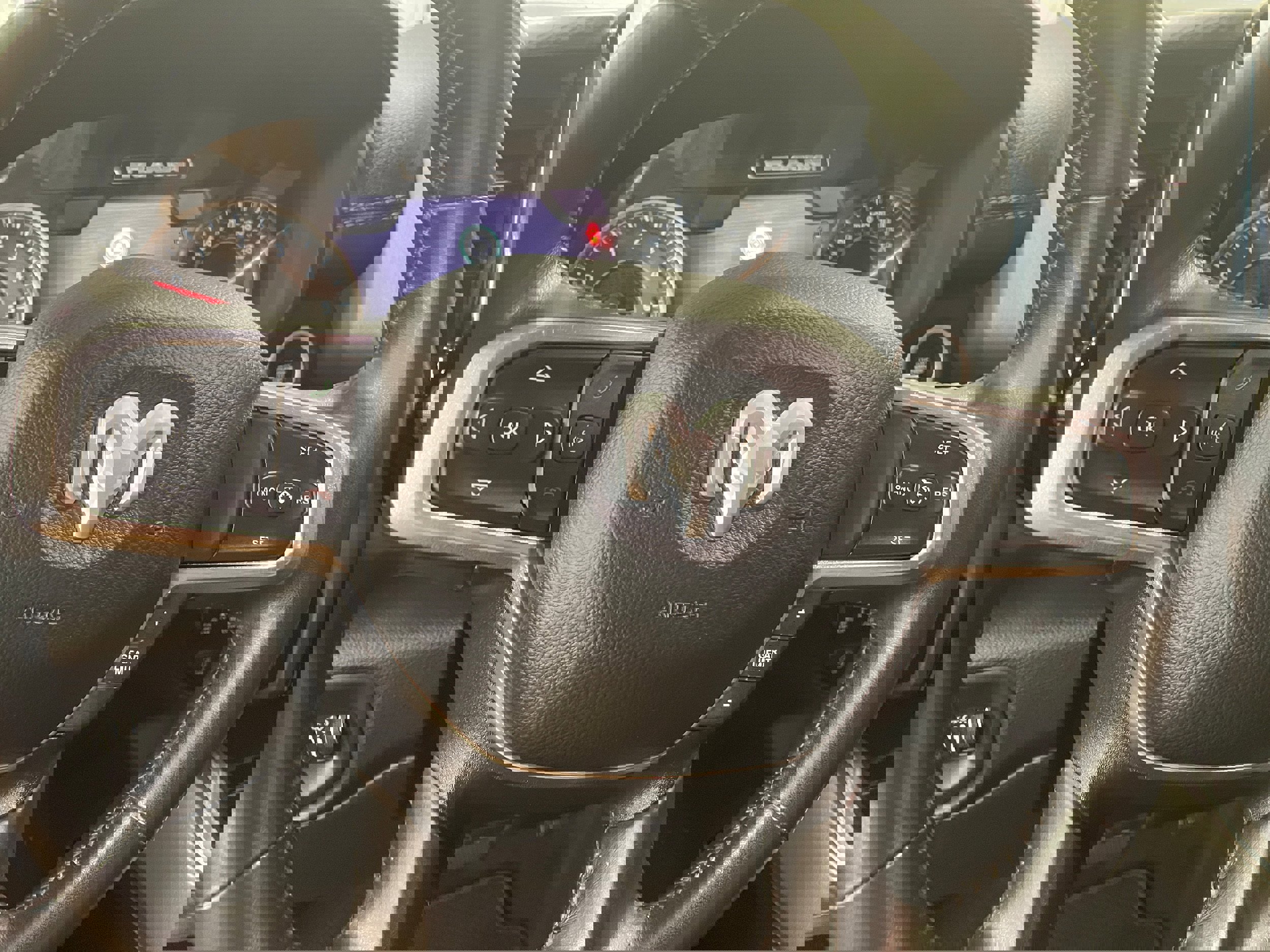 Used 2023 RAM 1500 Laramie image 18
