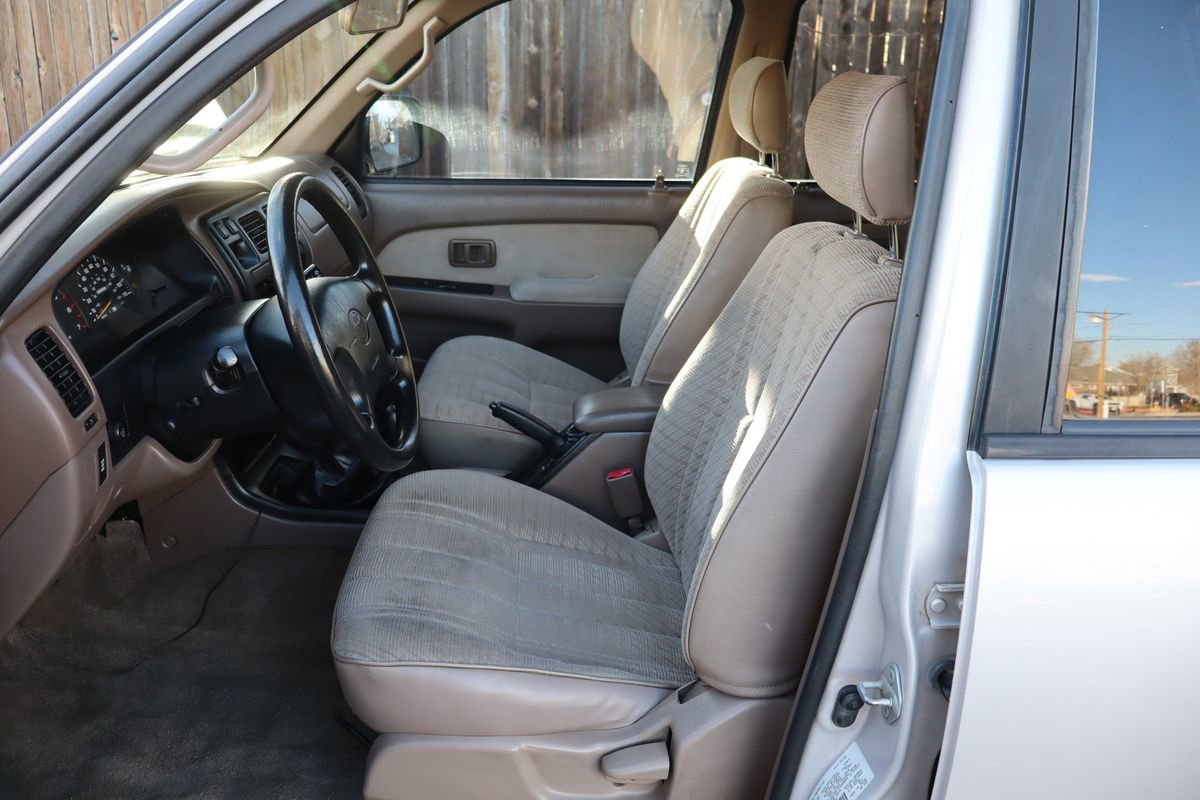 Used 1998 Toyota 4Runner 4WD image 19
