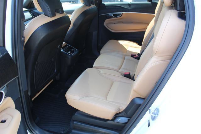 Certified 2023 Volvo XC90 B6 Ultimate w/ Protection Package Premier AWD/4WD image 15