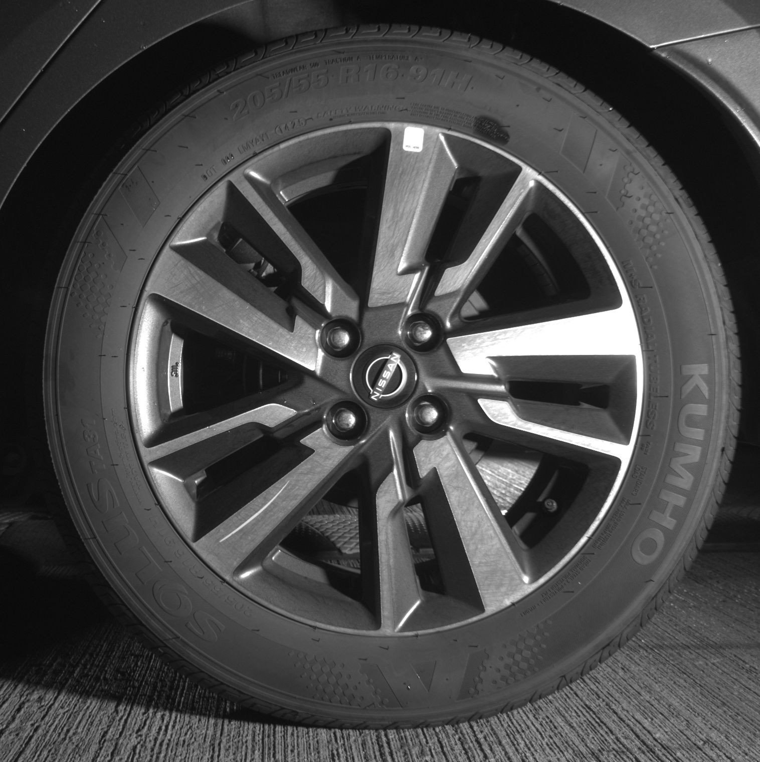 Used 2025 Nissan Versa SV image 14