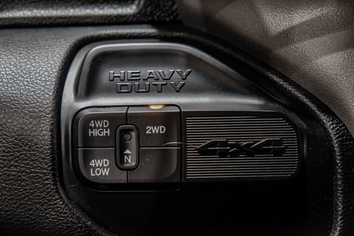 Used 2024 RAM 3500 Big Horn image 28