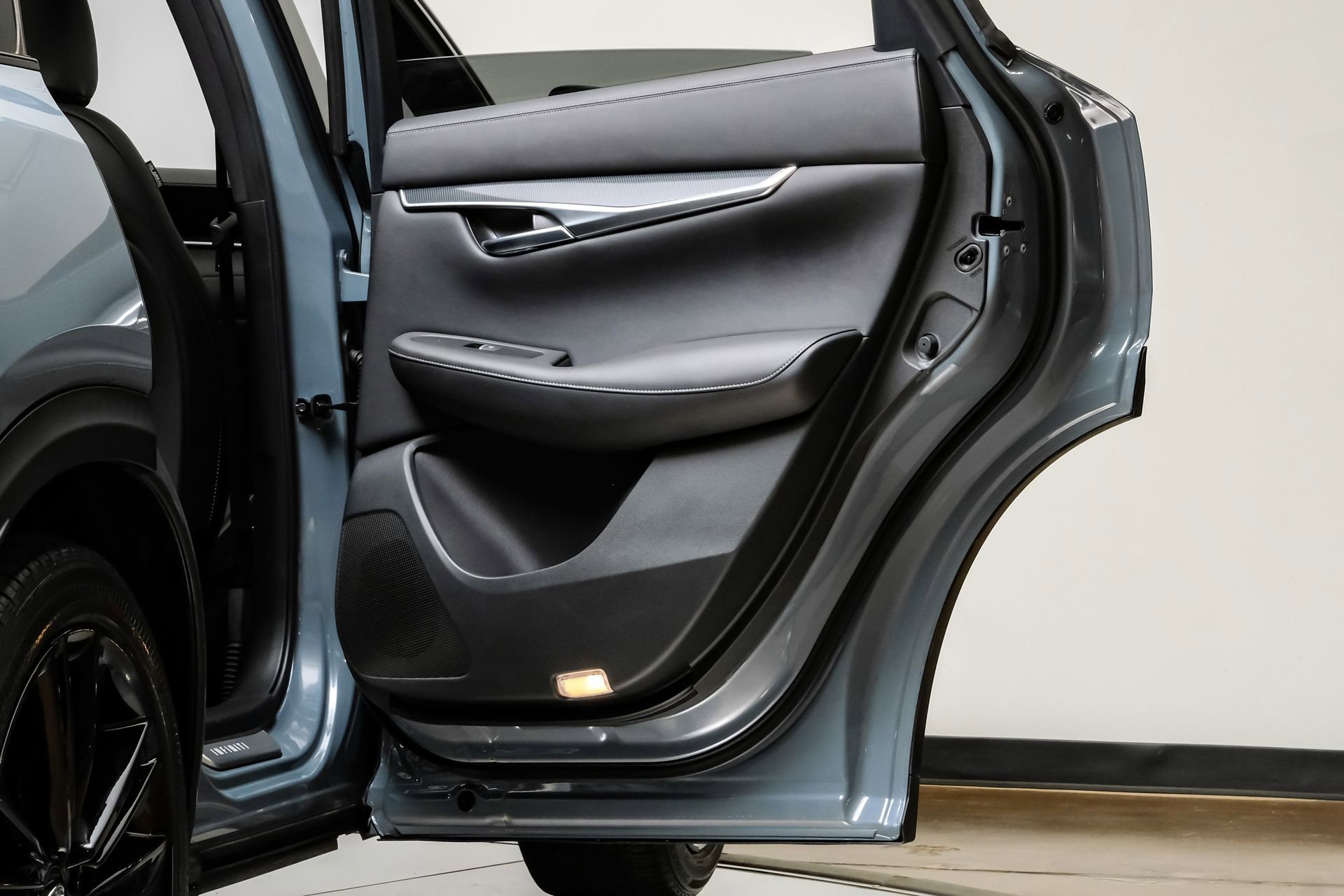 Used 2023 INFINITI QX50 Sport image 50