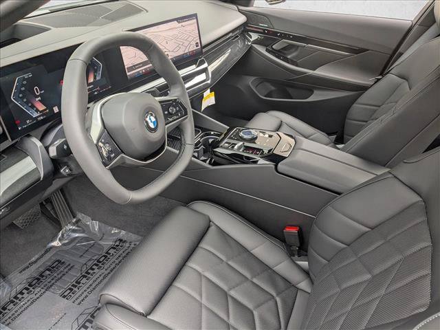 Used 2026 BMW 530i xDrive AWD/4WD image 3