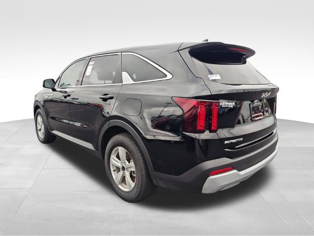 Used 2026 Kia Sorento LX FWD image 3