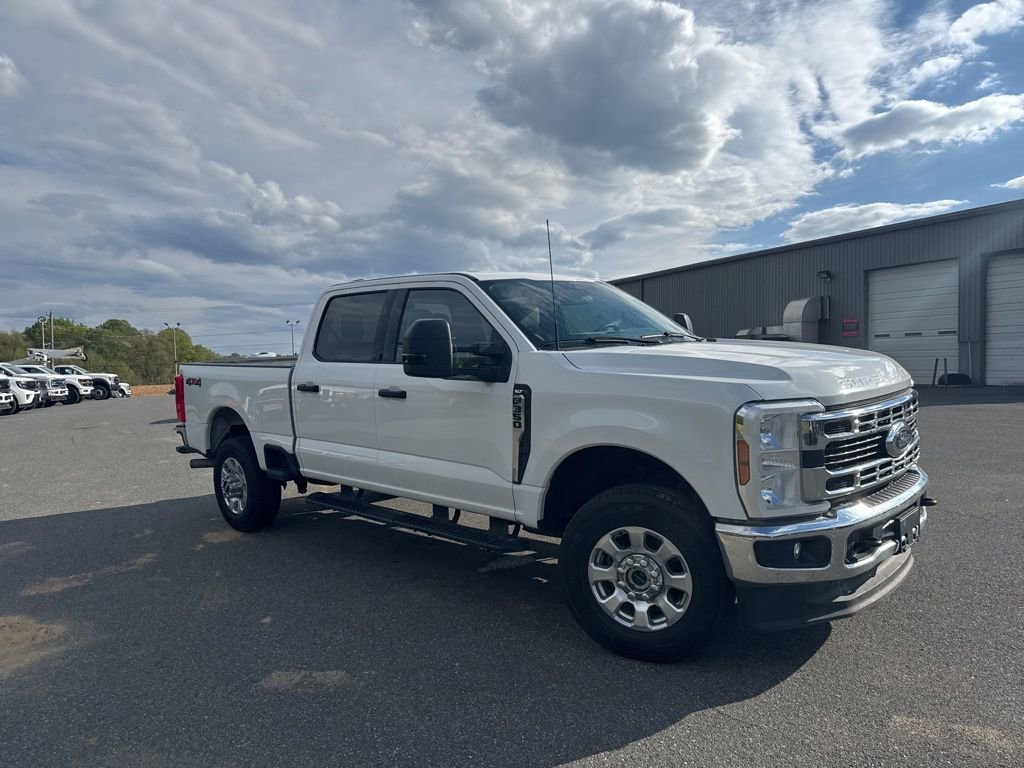Used 2024 Ford F350 XLT AWD/4WD image 1